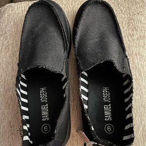 Mens Dock Shoes